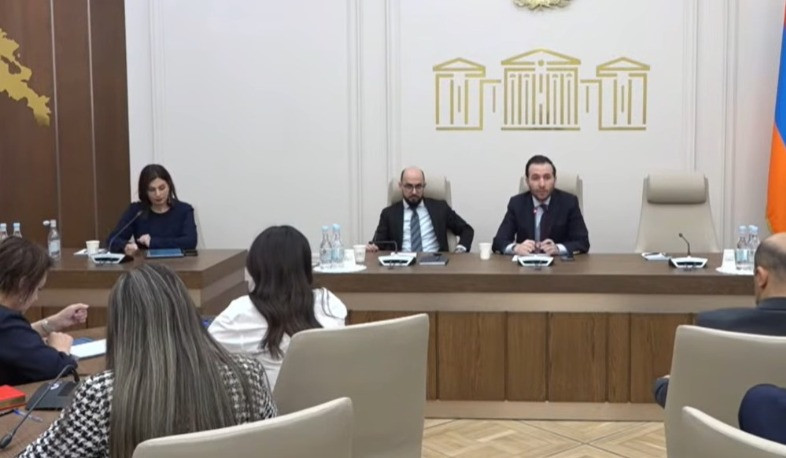 Քաղաքացիներն իրենց առողջական խնդիրների հետ մենակ չեն մնում. Կոնջորյանը՝ առողջության ապահովագրության մասին