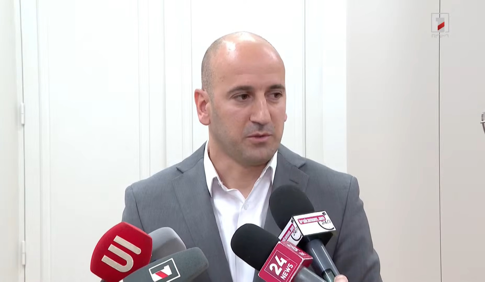 Ինքը մինչև քոքը ոչ միայն իր, այլև մյուս ընդդիմադիրների քոքը կմաշեցնի. Սիսակ Գաբրիելյանը՝ Ռոբերտ Քոչարյանի մասին