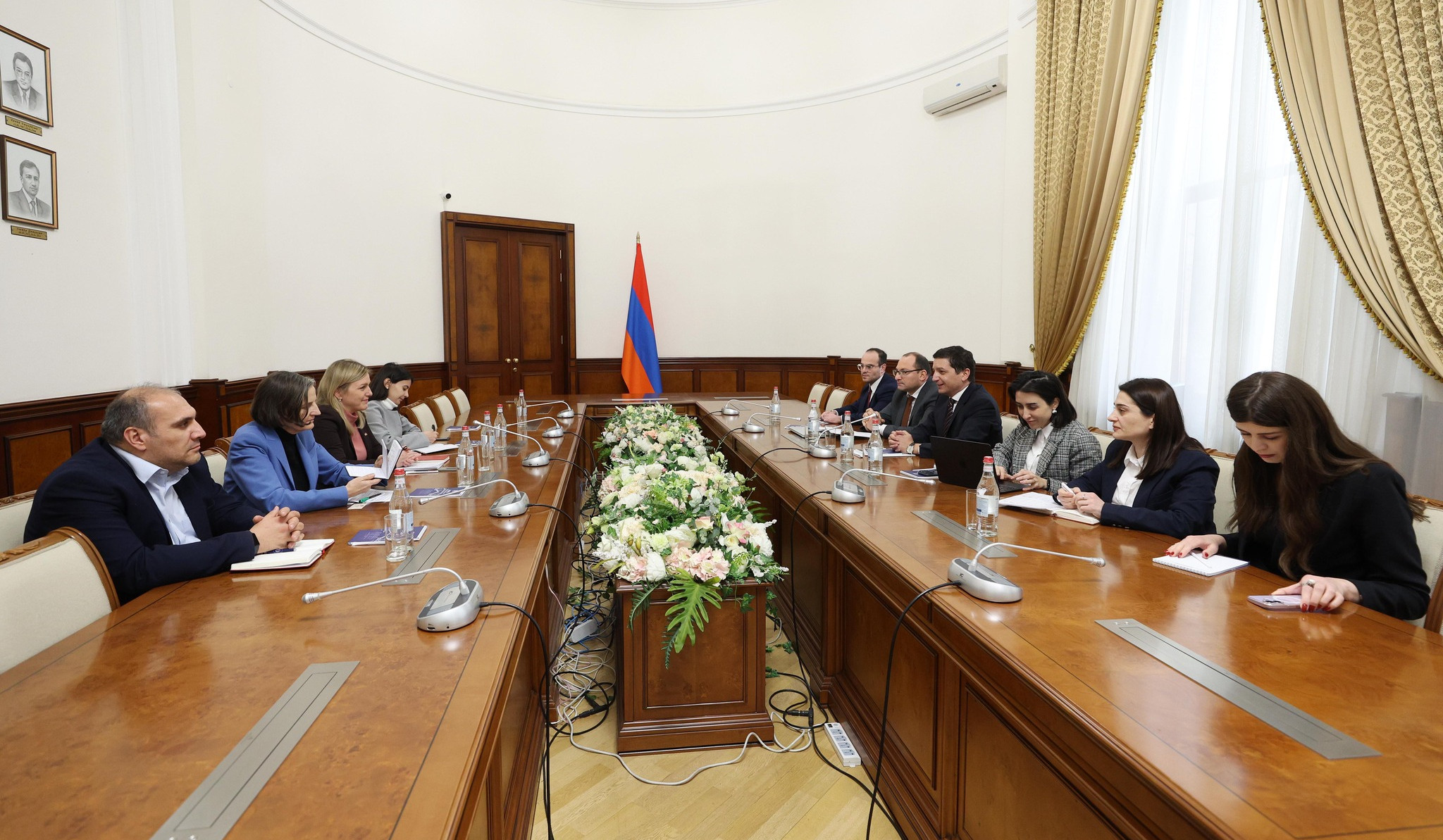 Վահե Հովհաննիսյանը Շվեյցարիայի դեսպանին է ներկայացրել Հայաստանի մակրոտնտեսական իրավիճակը