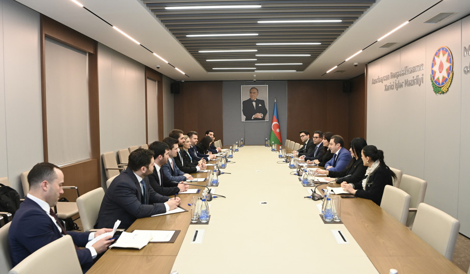 Ադրբեջանի ԱԳ փոխնախարարը և ԱՄՆ Կոնգրեսի պատվիրակությունը քննարկել են Հայաստան-Ադրբեջան խաղաղության գործընթացը