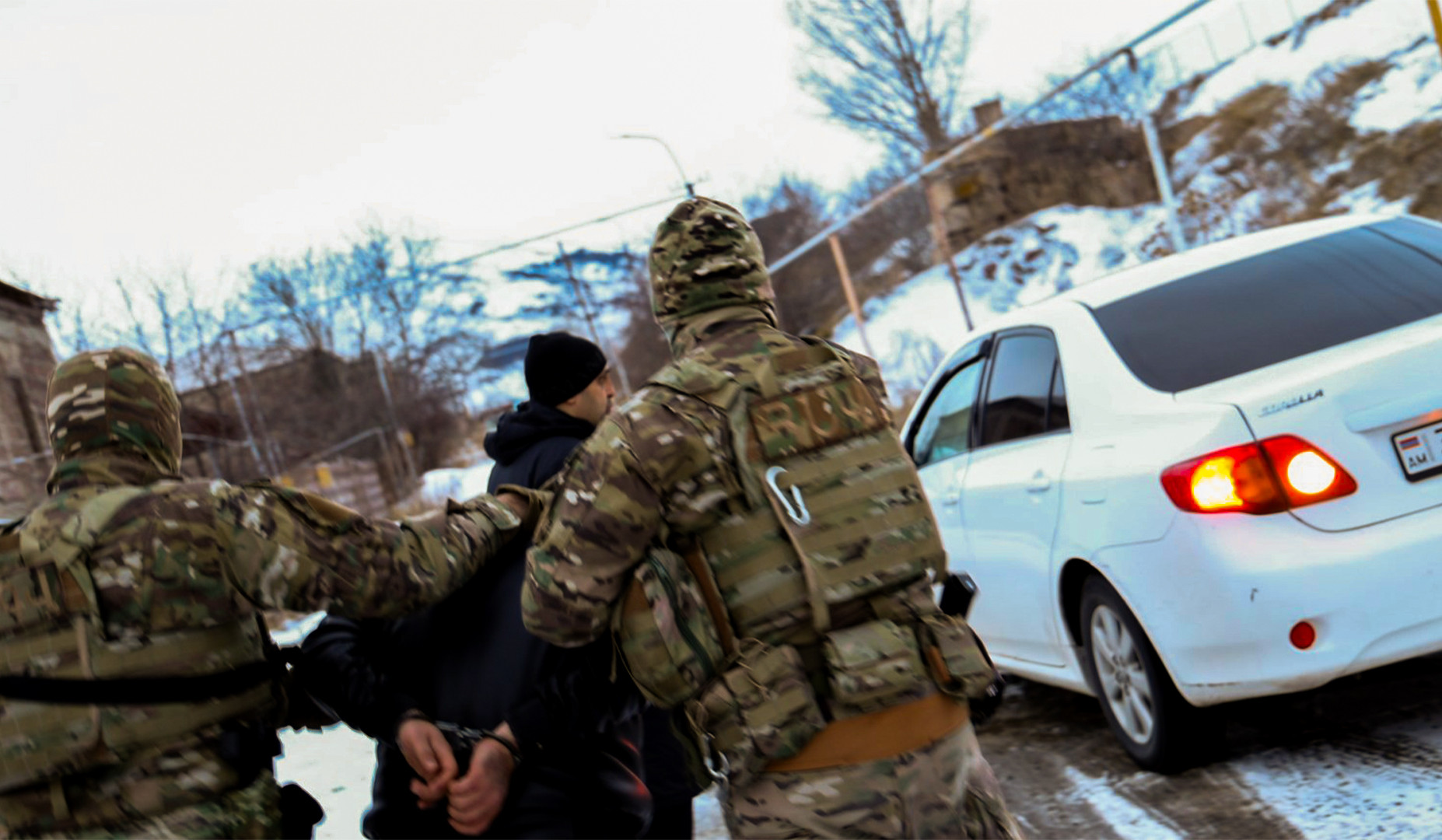 Քրեական ոստիկանները հանցավոր խումբ են բացահայտել. կատարվել են մեծամասշտաբ խուզարկություններ, կան ձերբակալվածներ