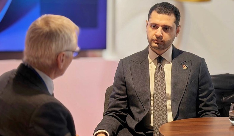 ՇՄ նախարարը ՄԹ «Բնության պահպանության հանձնաժողովի» նախագահի հետ COP17-ի հետ կապված հարցեր է քննարկել