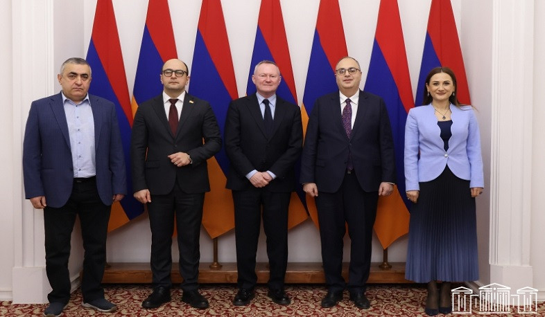 ԵԽԽՎ-ում ԱԺ պատվիրակության անդամները ԵԽ մարդու իրավունքների հանձնակատարի հետ քննարկել են կանանց նկատմամբ բռնությունների կանխարգելման հարցը