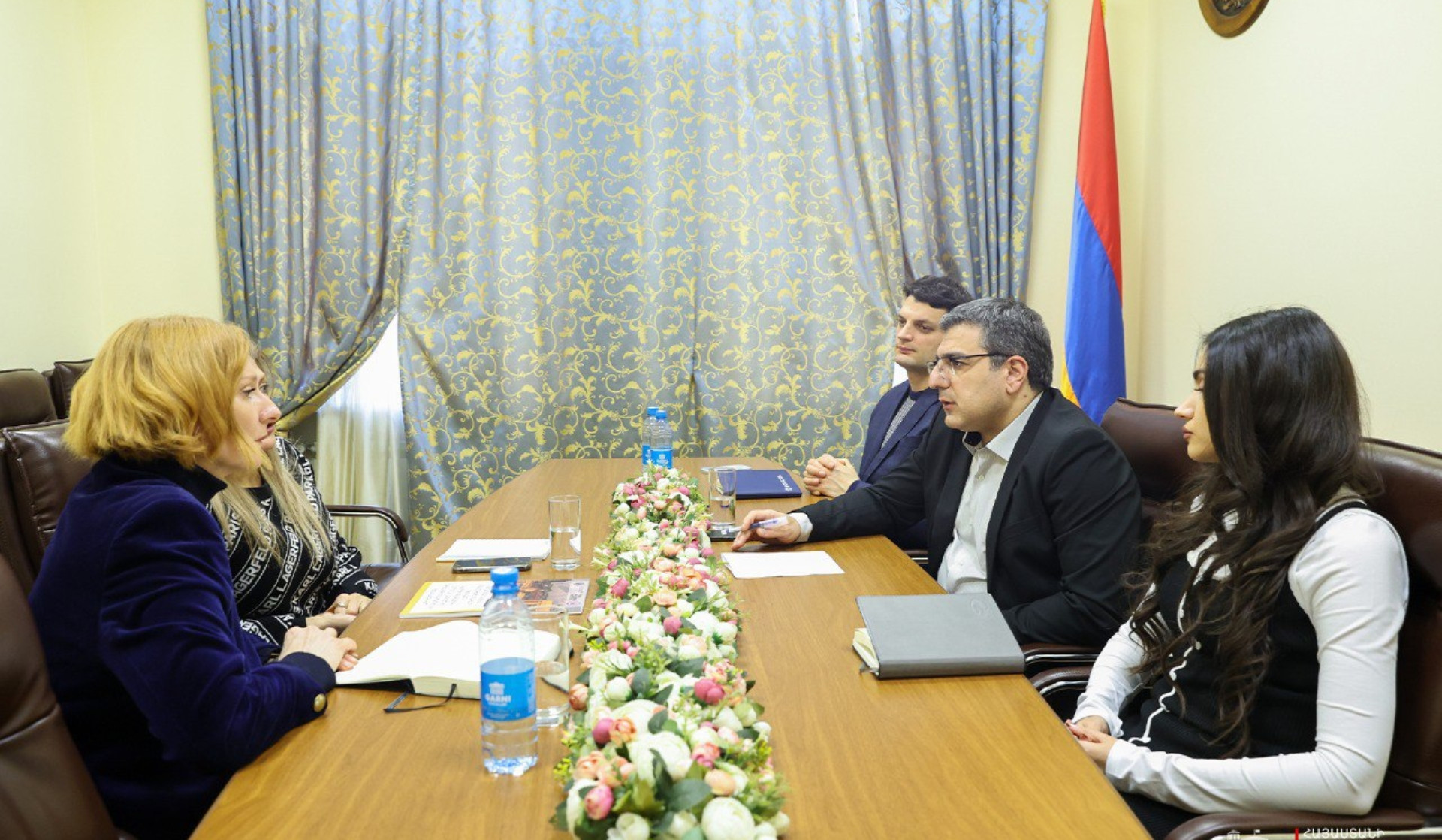 Բարեփոխումների կարևորագույն բաղադրիչ է մարդու իրավունքների պատշաճ պաշտպանությունը. ՆԳ փոխնախարարը հանդիպել է «Ռաուլ Վալենբերգ» ինստիտուտի տնօրենի հետ