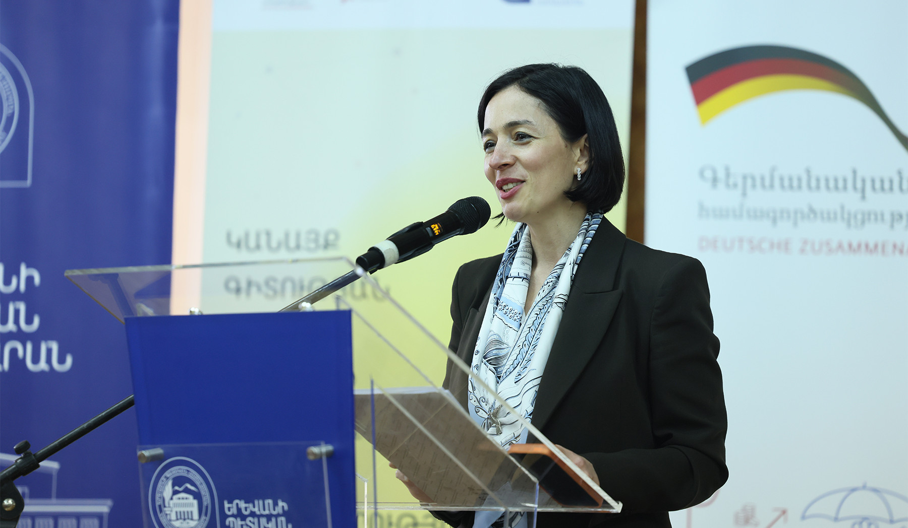 «Այո՛, կարող ենք. ինքնավստահությունը կարևոր արժեք է». Ժաննա Անդրեասյանը՝ գիտությամբ զբաղվող կանանց և աղջիկներին