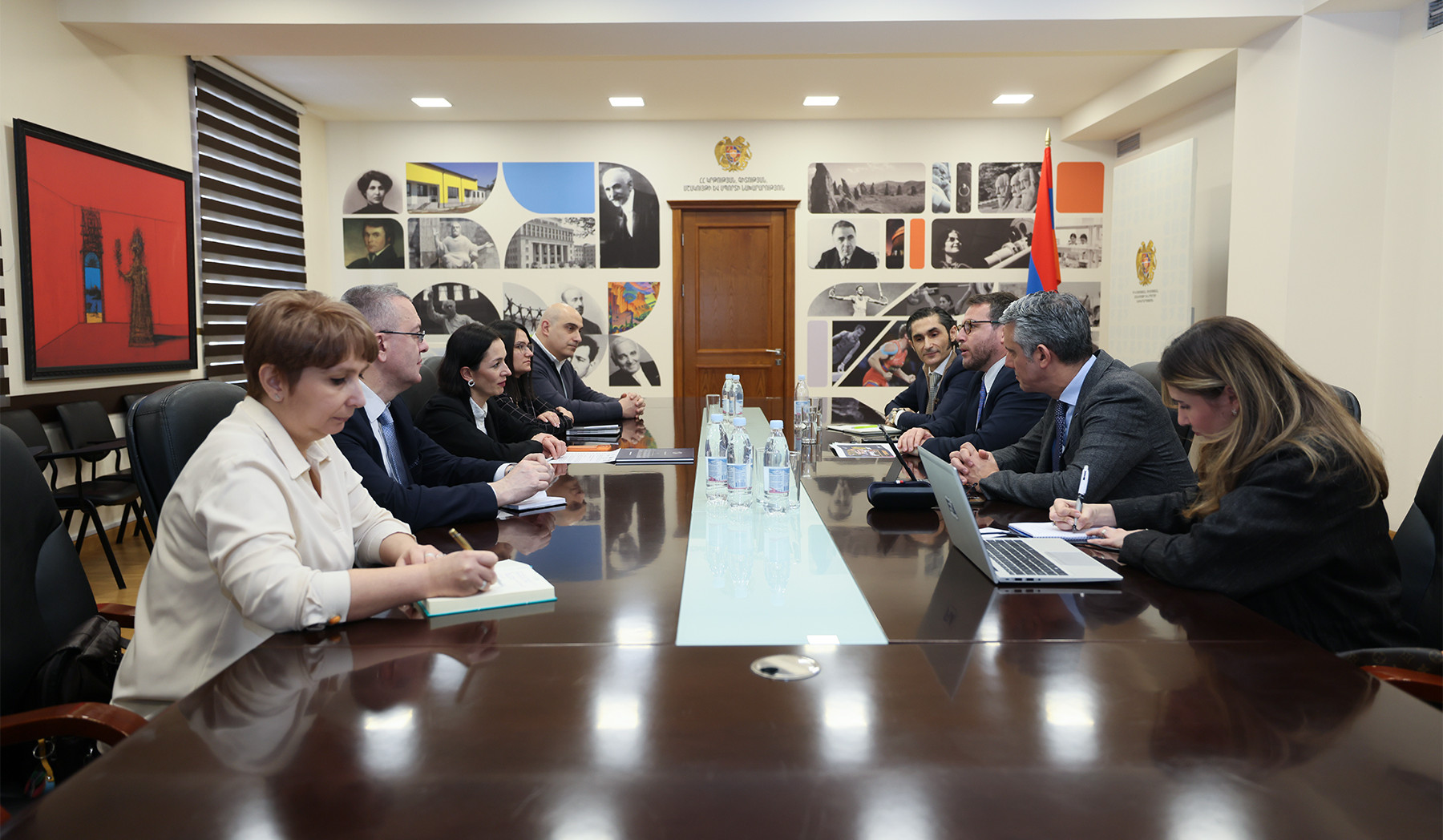 Ավտոսպորտի զարգացումը Հայաստանում կարող է ունենալ ոչ միայն մարզական, այլև կրթական ու տեխնոլոգիական նշանակություն. ԿԳՄՍ նախարար