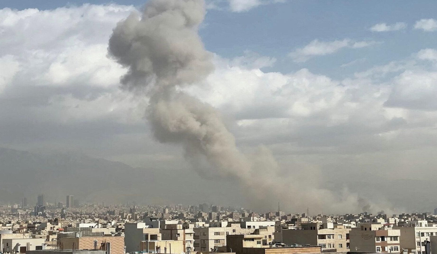 Պայթյուն է որոտացել Իրանի գերագույն առաջնորդ Ալի Խամենեիի նստավայրի մոտ. ԶԼՄ