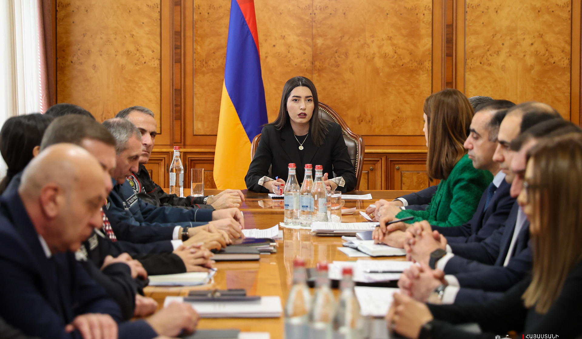 Հստակեցվել են անելիքները. ՆԳ նախարարն աշխատանքային խորհրդակցություն է անցկացրել