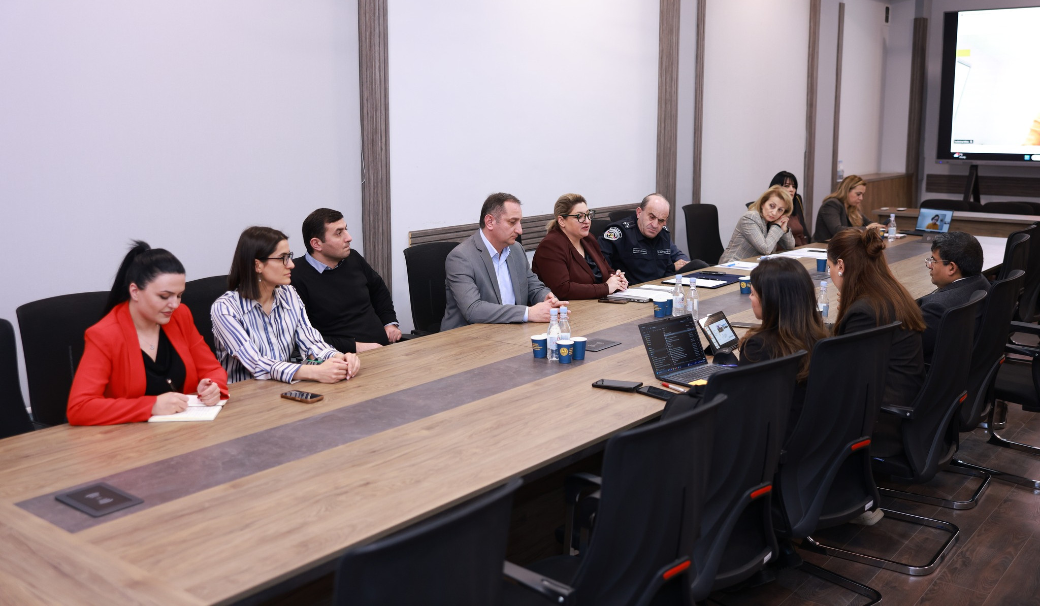 Քննարկման առանցքում ճանապարհային անվտանգությունն էր․ ՏԿԵ փոխնախարարը ընդունել է ՀԲ պատվիրակությանը