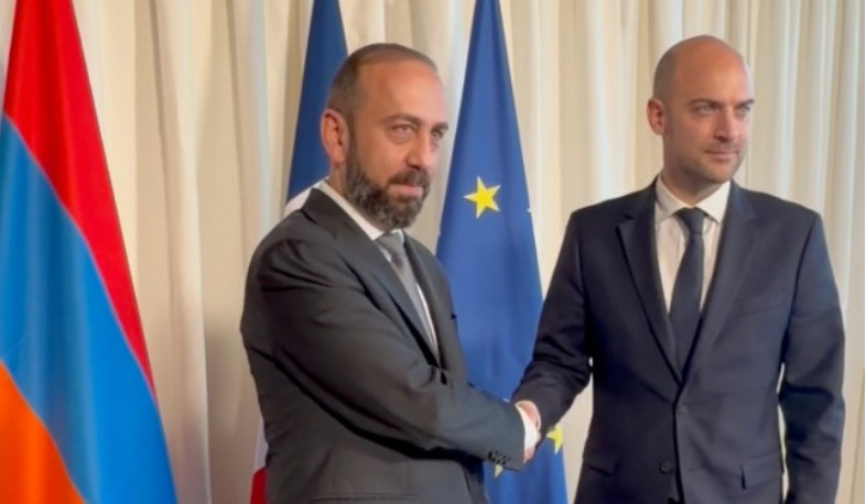 Միրզոյանը ջերմ հանդիպում է ունեցել Ֆրանսիայի իր գործընկերոջ հետ