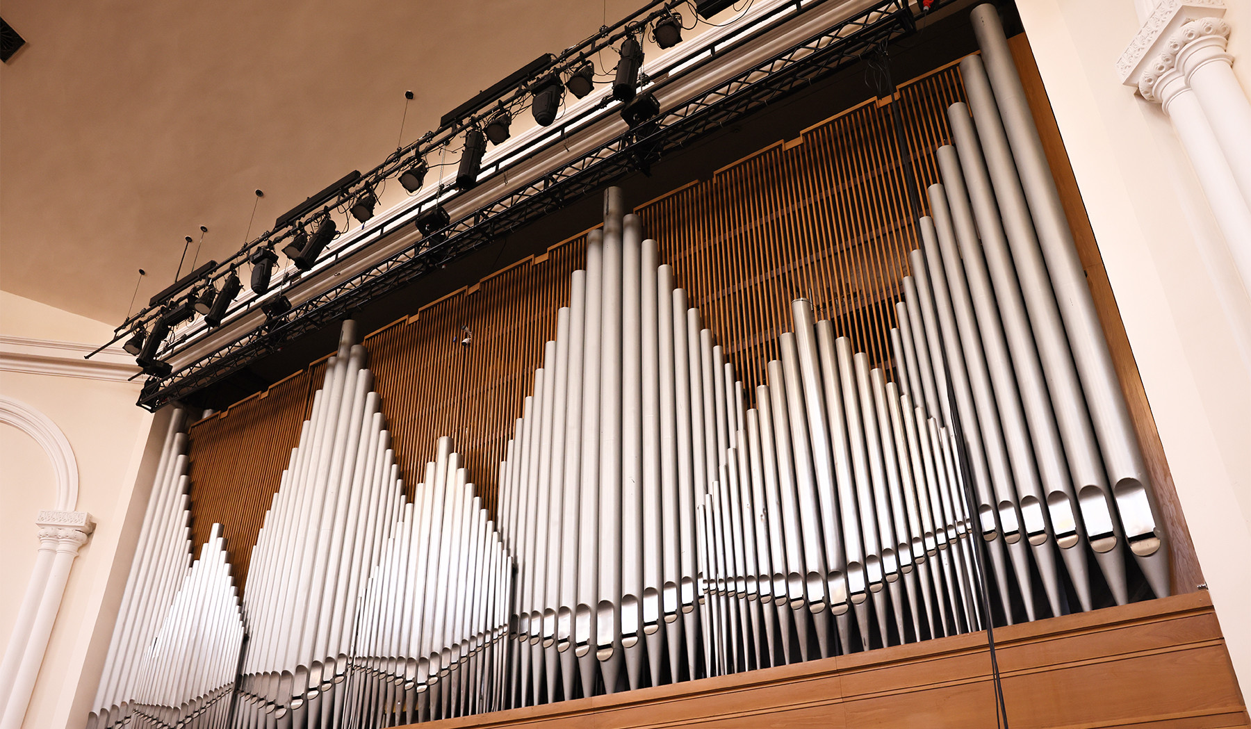 Պետությունը կնորոգի «Արամ Խաչատրյան» համերգասրահի երգեհոնը՝ ավելի քան 500 մլն դրամ տրամադրելով վերականգնման աշխատանքներին