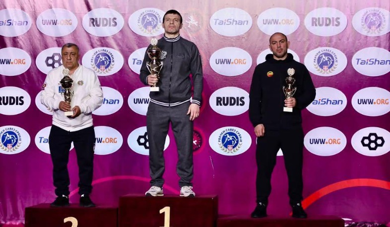 Հունահռոմեական ըմբշամարտի Հայաստանի Մ-23 հավաքականը ԵԱ թիմային պայքարում գրավել է 2-րդ տեղը