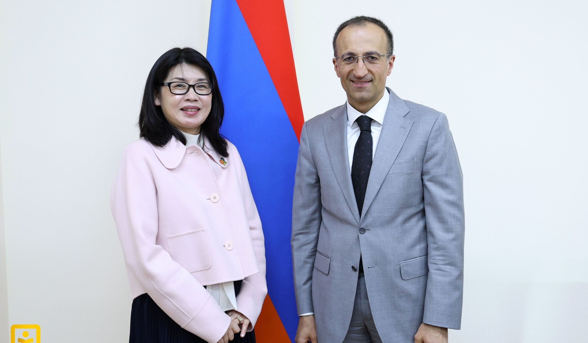 Արսեն Թորոսյանի և Կաորի Իշիկավայի հանդիպմանը ներկայացվել են ՄԱԿ-ի կանանց հարցերով կազմակերպության առաջիկա նախաձեռնությունները