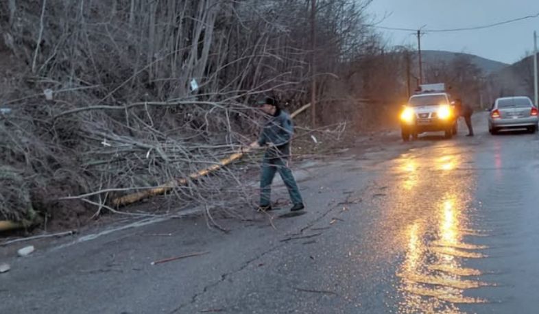 Սողանք Կապան քաղաքում