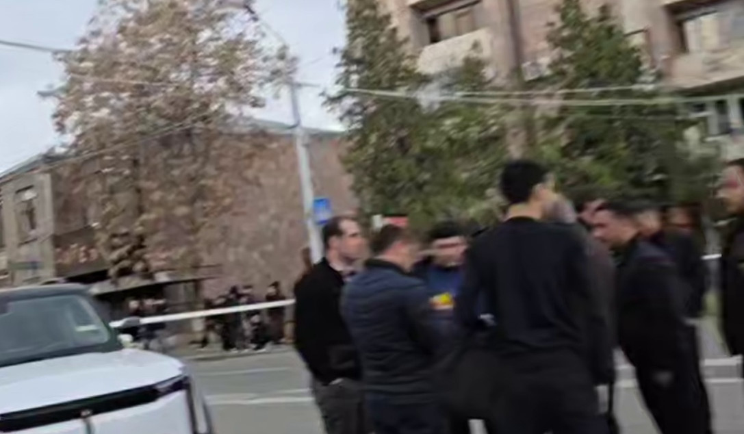 Կրակոցներ Էջմիածնում, տուժածներ չկան, կա ձերբակալված