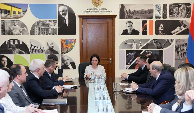 Քննարկվել է բուհերի մասնակցությունը Եվրոպական քաղաքական ժողովին և COP17-ին․ ռեկտորների հետ հանդիպում ԿԳՄՍՆ-ում