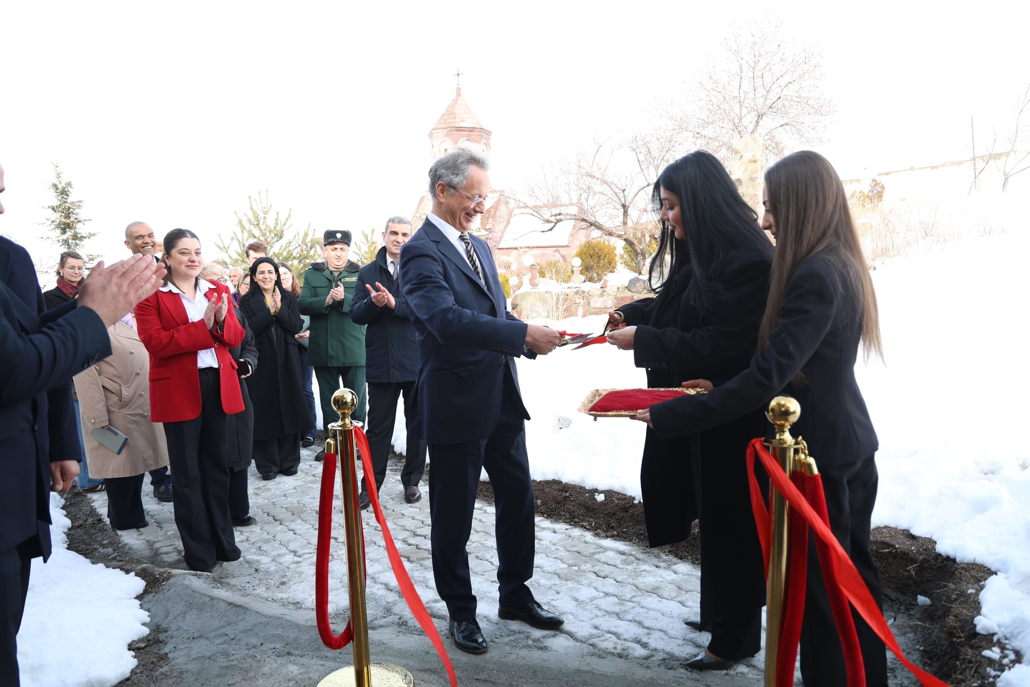 Եվրոդռների և պատուհանների ուսումնաարտադրական կենտրոնի բացման հանդիսավոր արարողություն՝ «Արթիկ» ՔԿՀ-ում