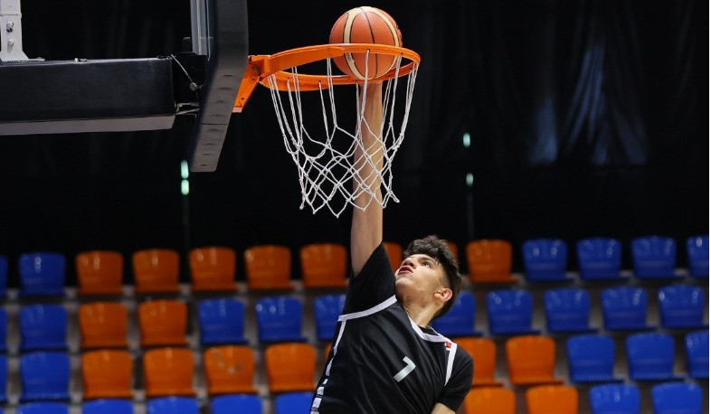 Շարունակվում են «Դպրոցականների բասկետբոլի լիգա» մարզական խաղերի եզրափակիչ փուլի մրցումները