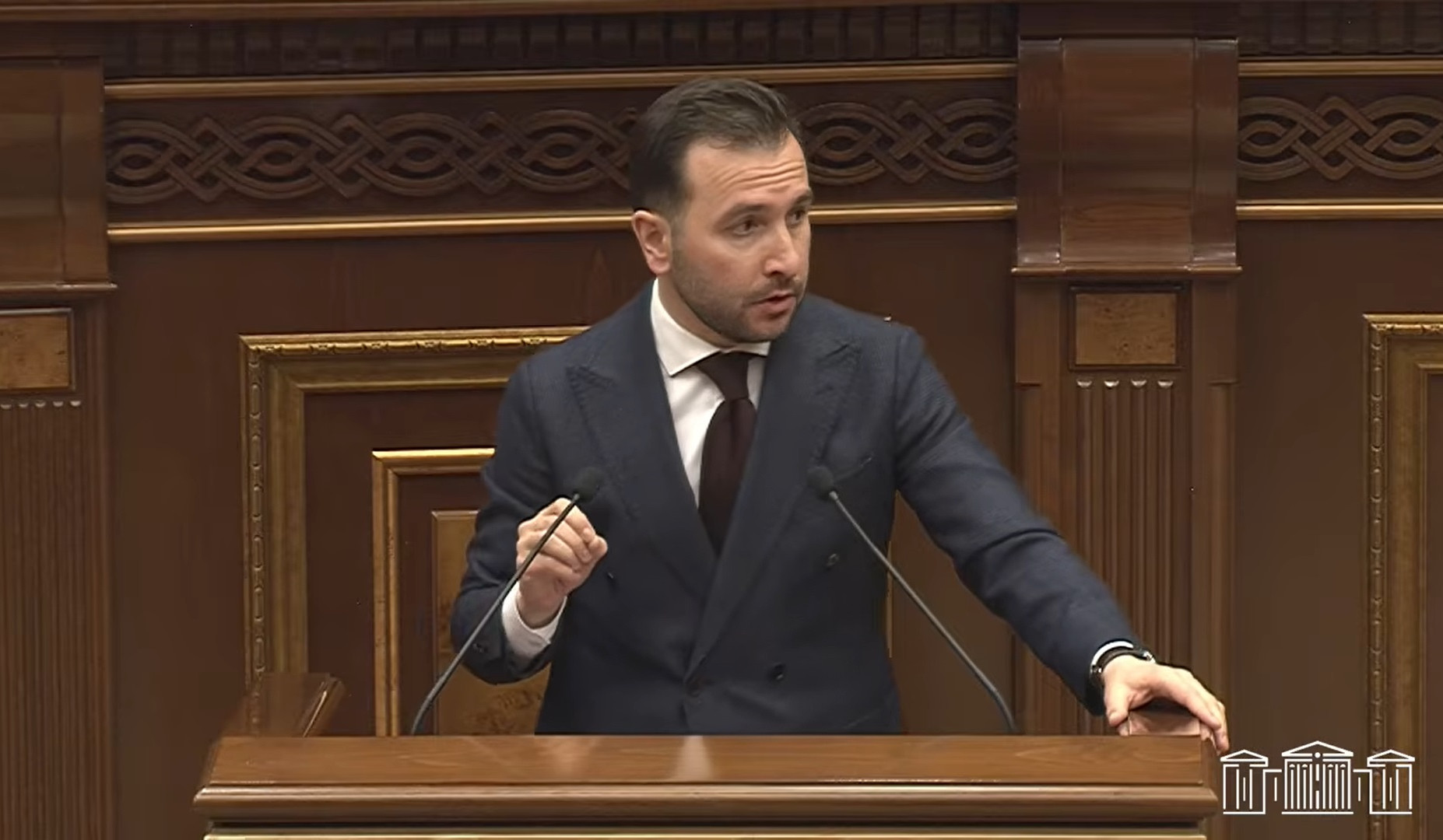 Հայաստանում պտտվում է գերանդիով մահը, և այն ուզում է հնձել-կտրել ՀՀ-ն. Կոնջորյանը՝ ընդդիմադիրներին