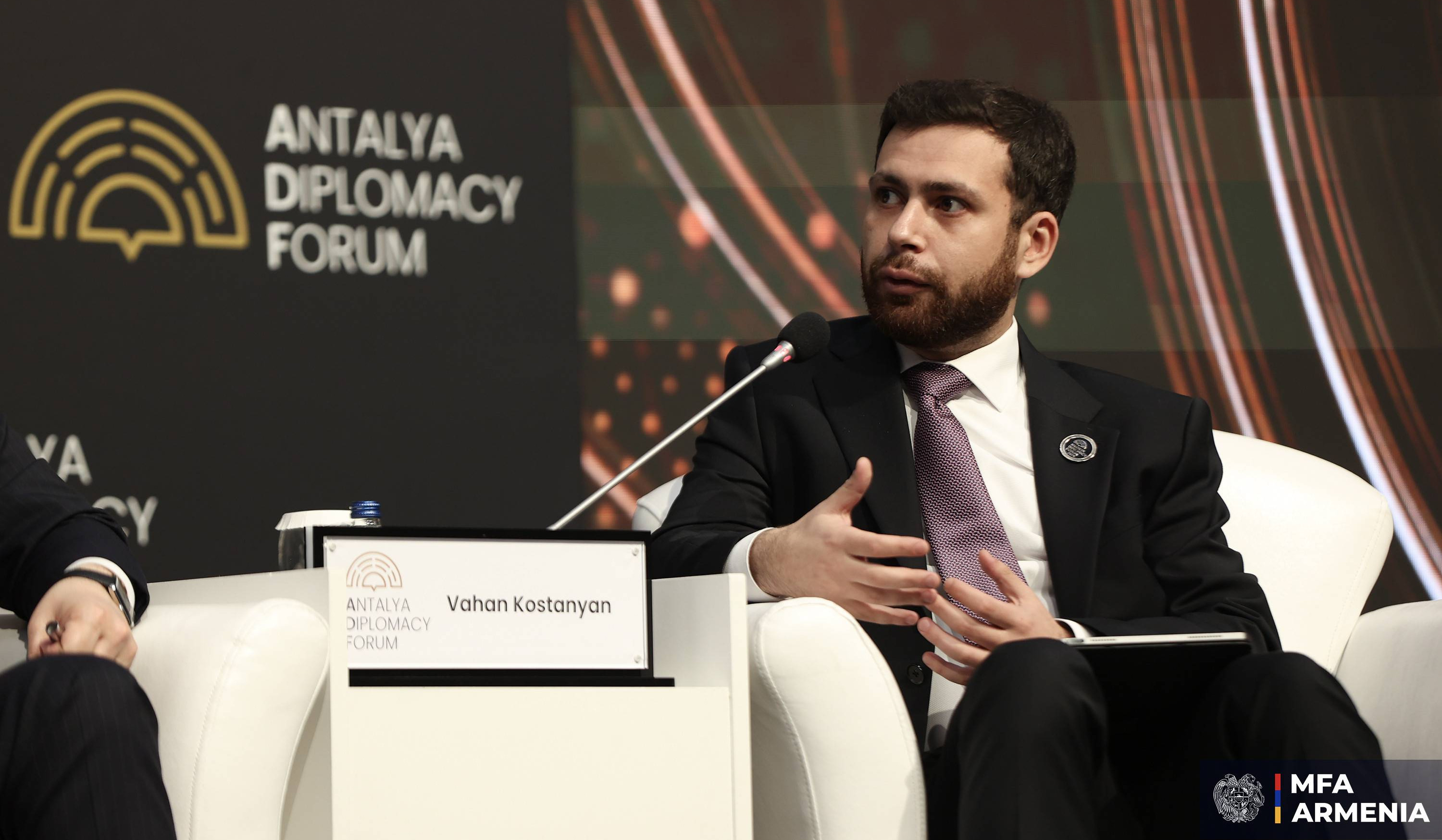 Վաշինգտոնում տեղի ունեցած պատմական իրադարձությունը շրջադարձային կդառնա ոչ միայն Հայաստանի և Ադրբեջանի, այլև ողջ տարածաշրջանի համար. Վահան Կոստանյան