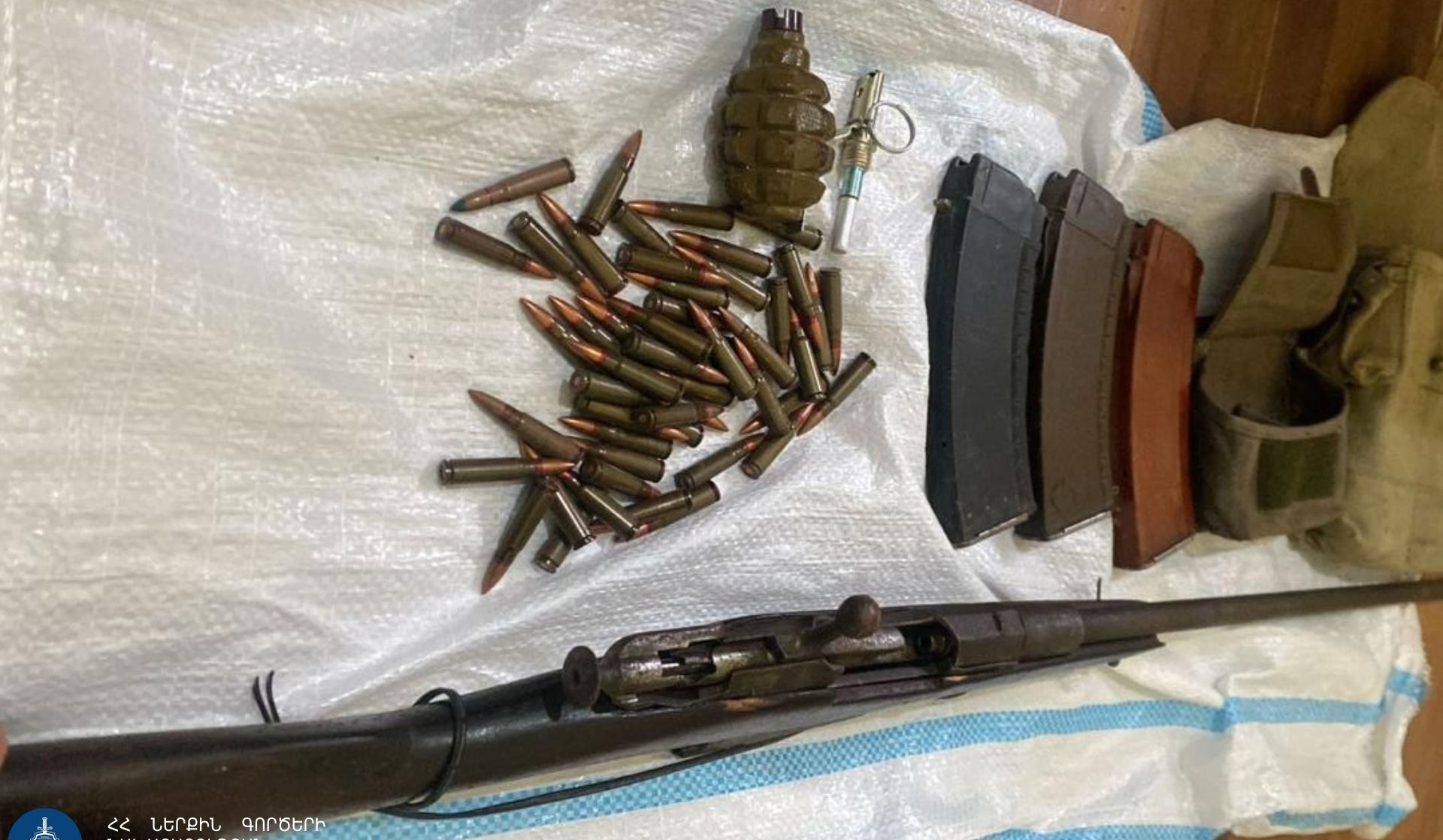 Ապօրինի զենք-զինամթերքի հանձնումներ՝ Ոստիկանության գվարդիայի ծառայողների բացատրական աշխատանքի արդյունքում