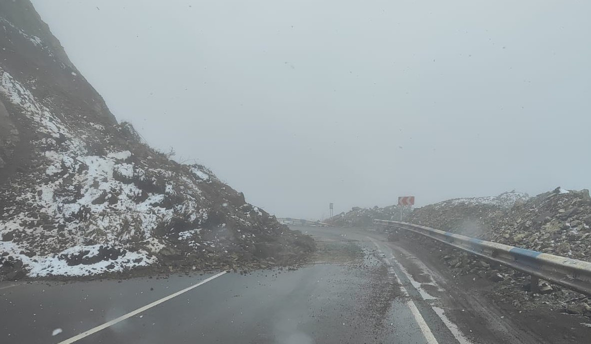 Նորավան-Լծեն-Տաթև ավտոճանապարհին տեղի է ունեցել քարաթափում. այն փակ է բոլոր տրանսպորտային միջոցների համար