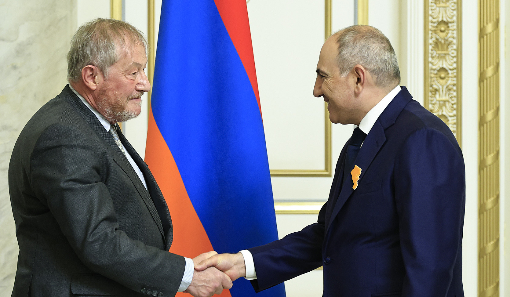 Հայաստան-Ֆրանսիա հարաբերություններում առաջիկայում ակնկալվում են կարևոր իրադարձություններ. վարչապետն ընդունել է Ժիլբեր-Լյուկ Դըվինազին