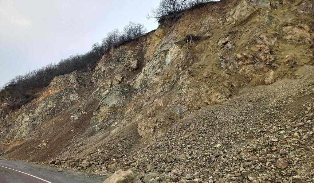 Նորավան-Լծեն-Տաթև ավտոճանապարհին վերացվել են քարաթափման հետևանքները