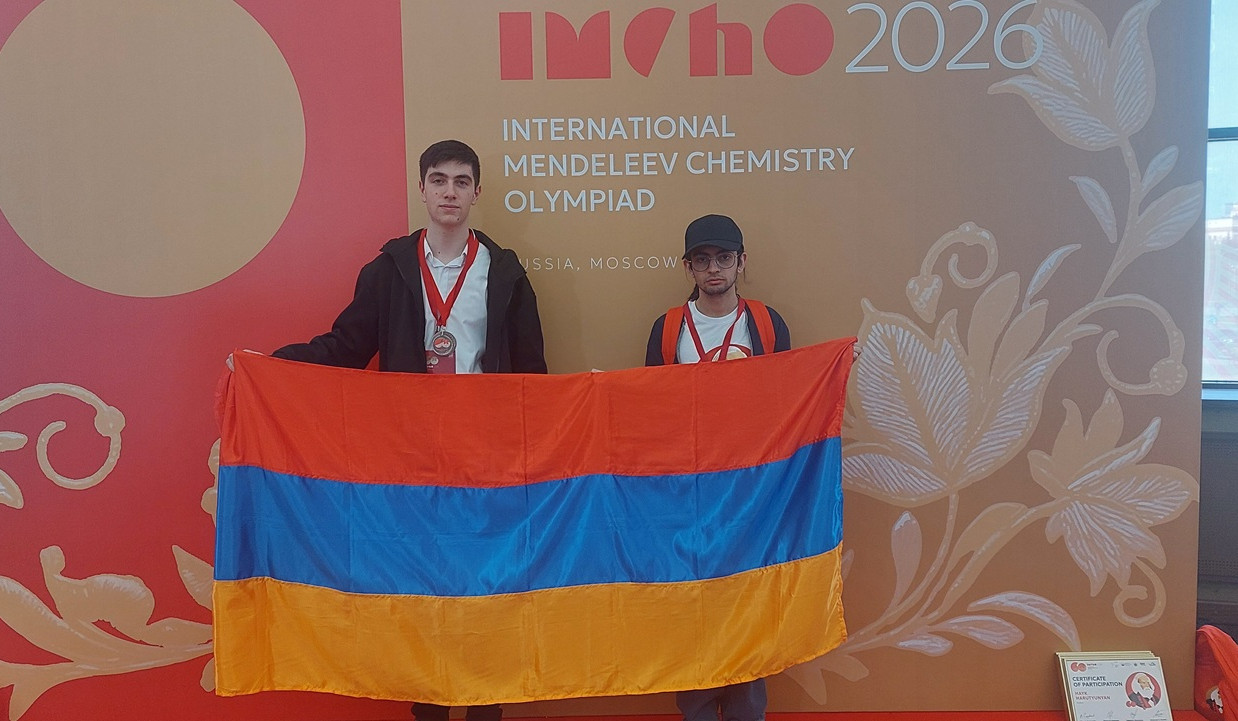 Բրոնզե մեդալ՝ քիմիայի Մենդելեևյան 60-րդ միջազգային օլիմպիադայում