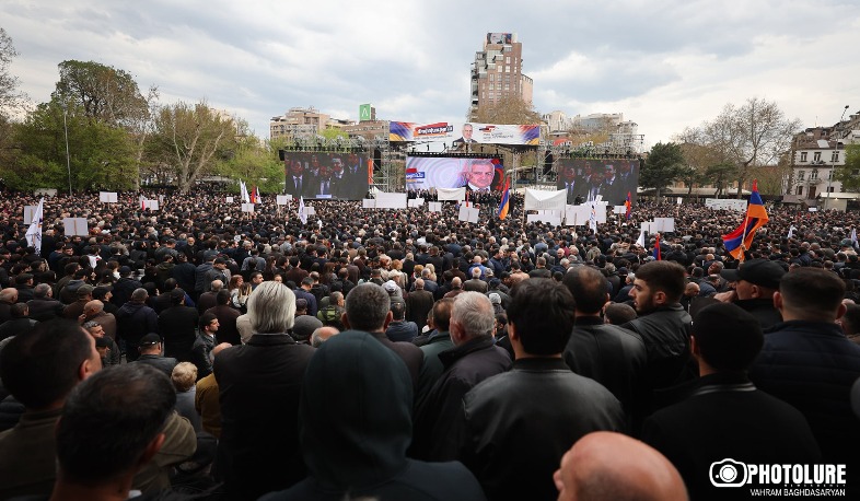 «Ուժեղ Հայաստան»-ի ընտրացուցակում ընդգրկված անձը համակարգել է հանրահավաքին Լոռու մարզի բնակիչների Երևան տեղափոխումը, սննդի և խոստացված գումարի տրամադրումը