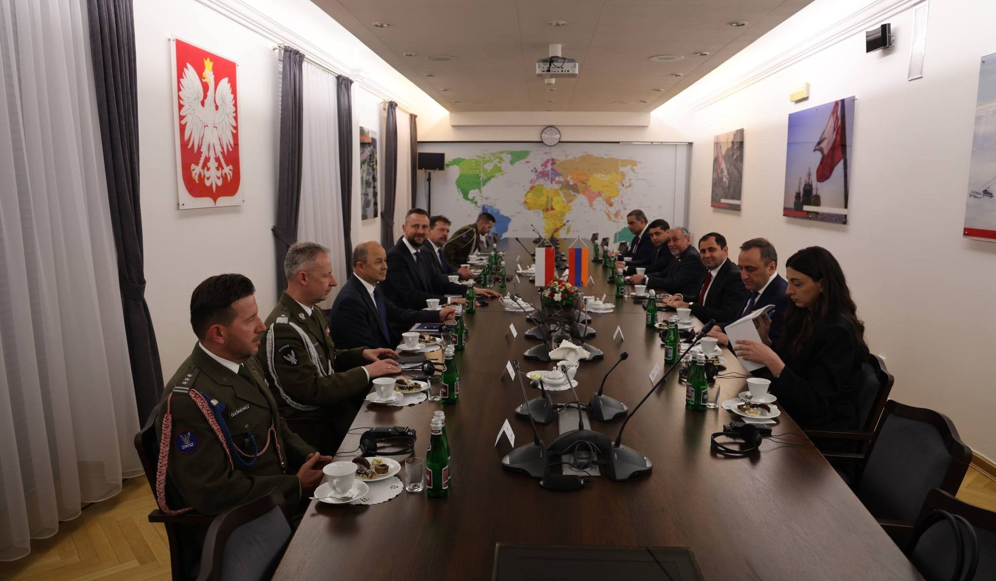 Suren Papikyan invited Władysław Kosiniak-Kamysz to visit Armenia
