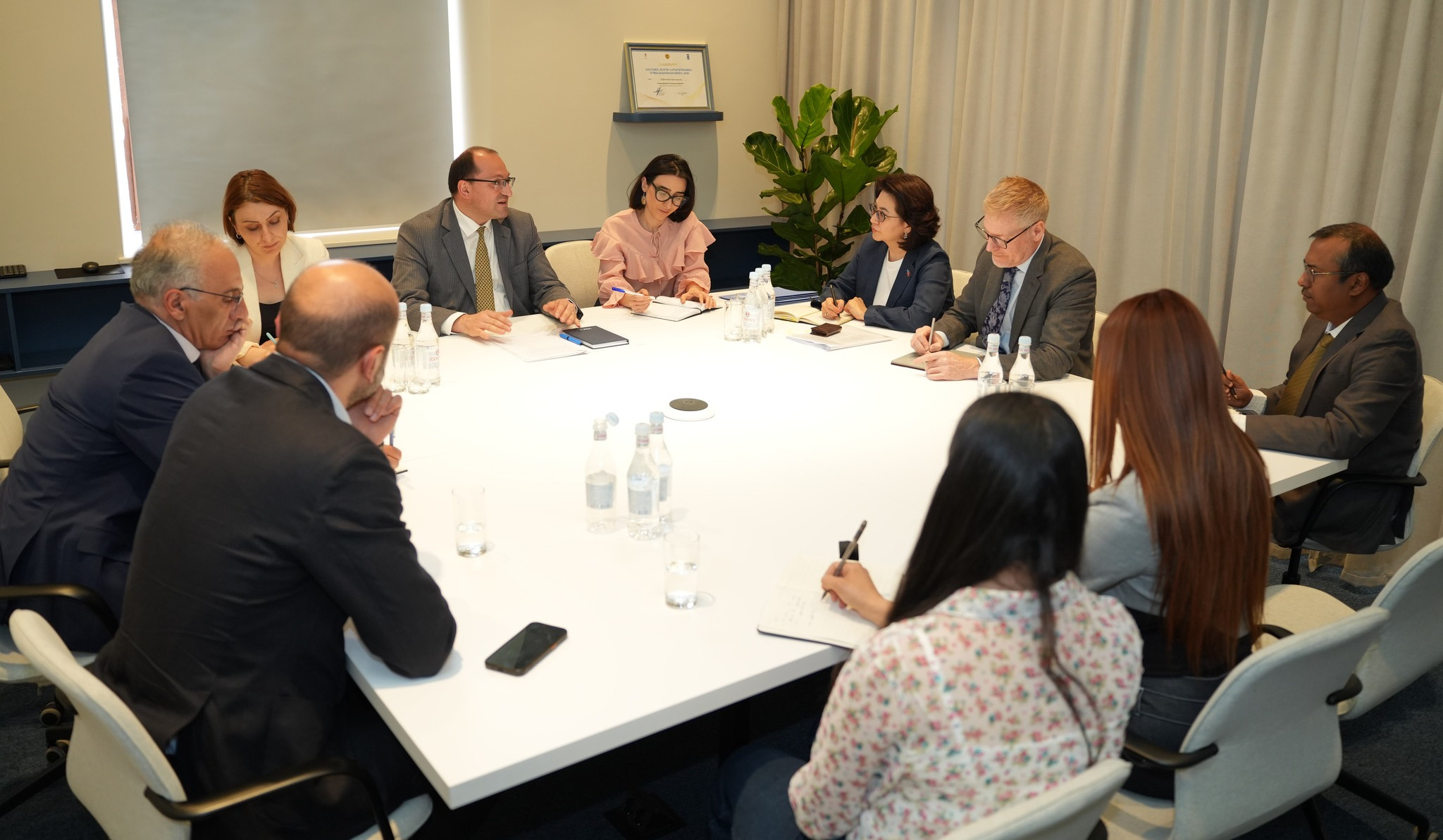 Ֆինանսների նախարարությունում ԱԶԲ պատվիրակության հետ քննարկվել են առաջիկայում իրականացվելիք նախագծերը