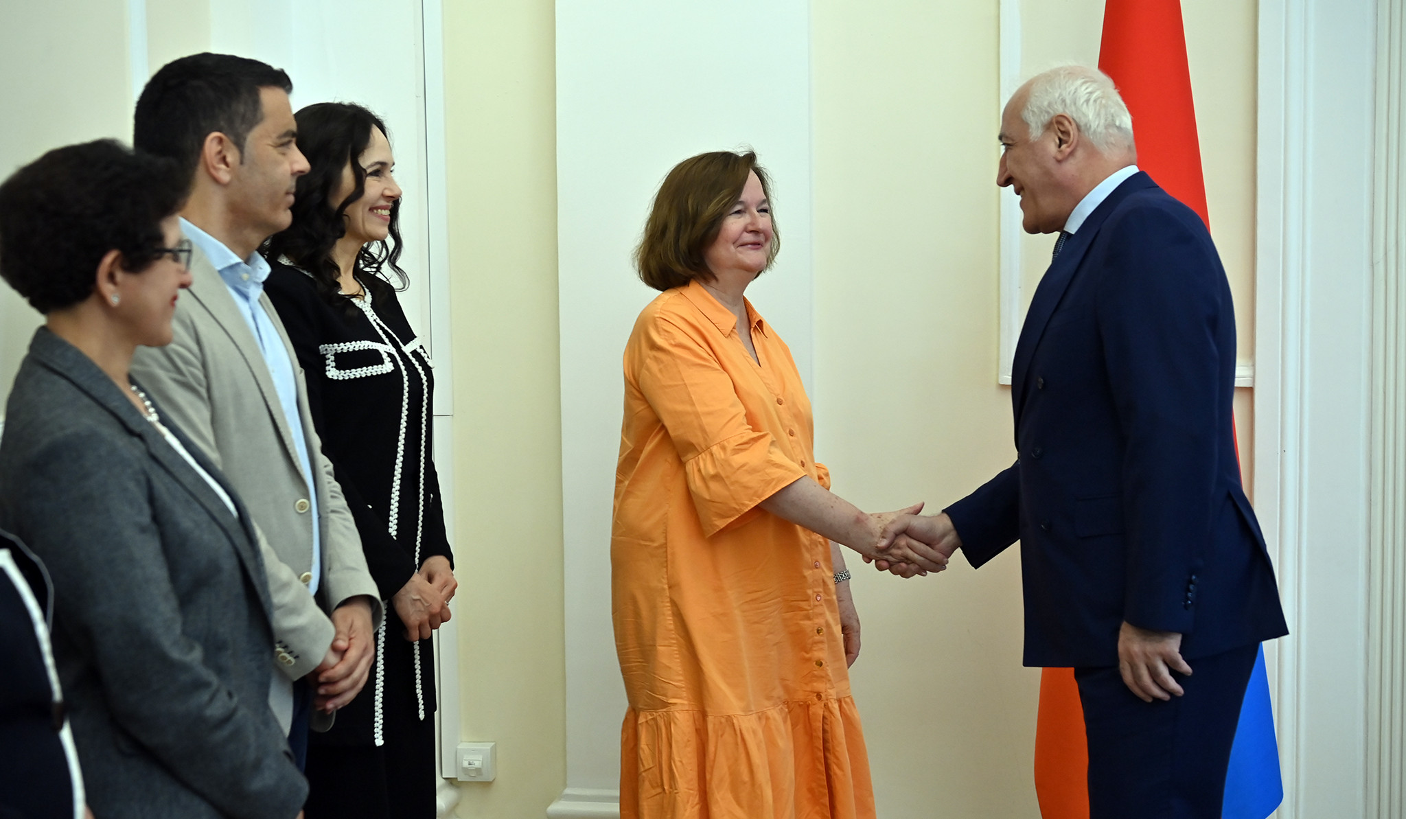 Այս ընտրությունները ճակատագրական նշանակություն ունեն մեր երկրի ապագայի համար. ՀՀ նախագահը՝ Եվրախորհրդի դիտորդական առաքելության ղեկավարին