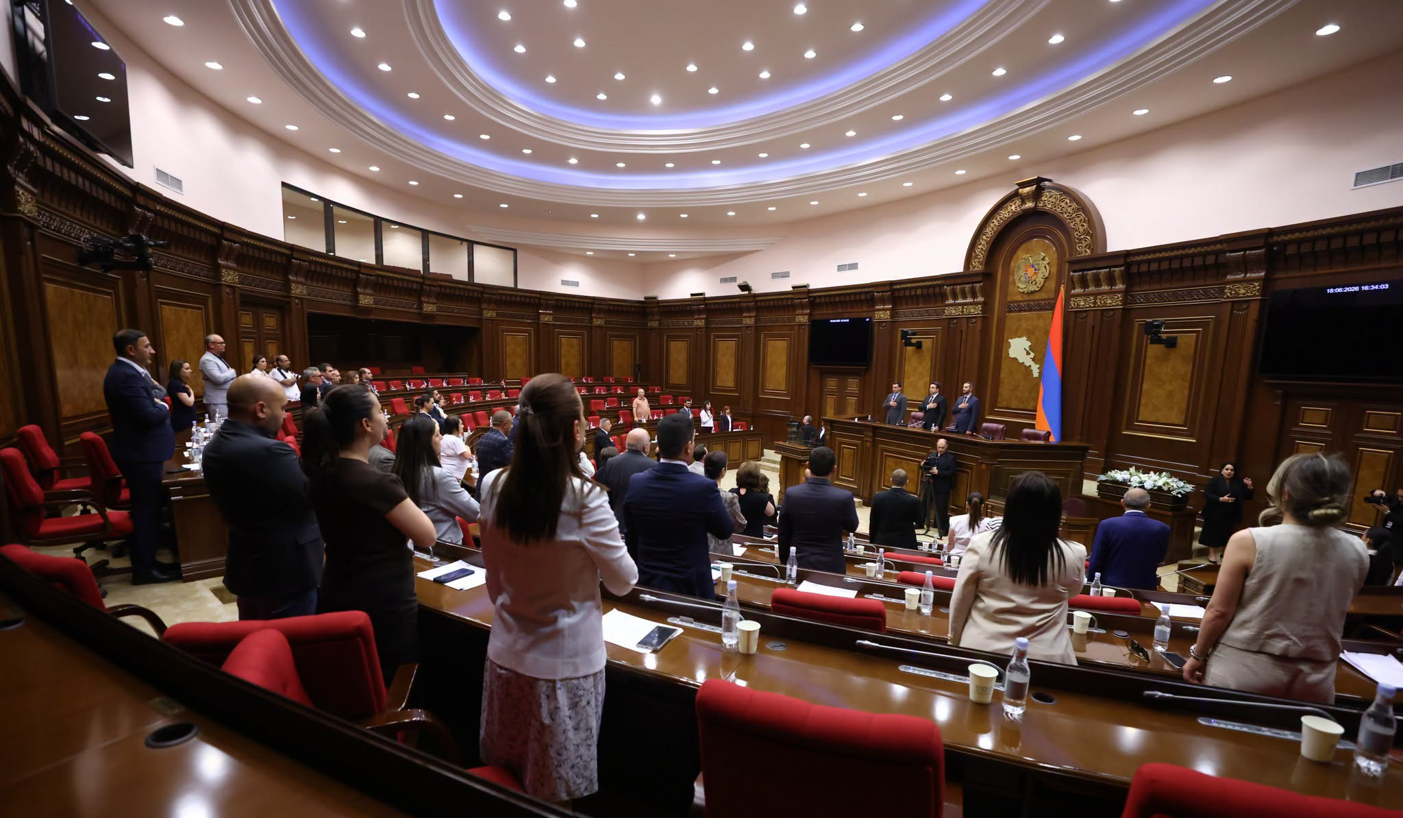 Ազգային ժողովի 8-րդ գումարման 11-րդ նստաշրջանը փակվեց. հնչեց ՀՀ հիմնը