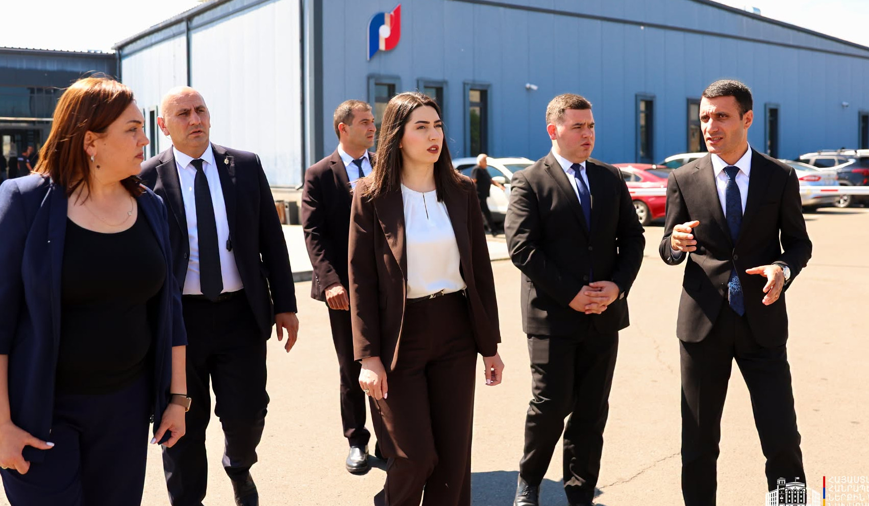 Քաղաքացիների առաջարկով գործնական քննության մեկնարկային կետը կտեղափոխվի․ ՆԳ նախարարն այցելել է Շիրակի մարզի հաշվառման-քննական բաժին