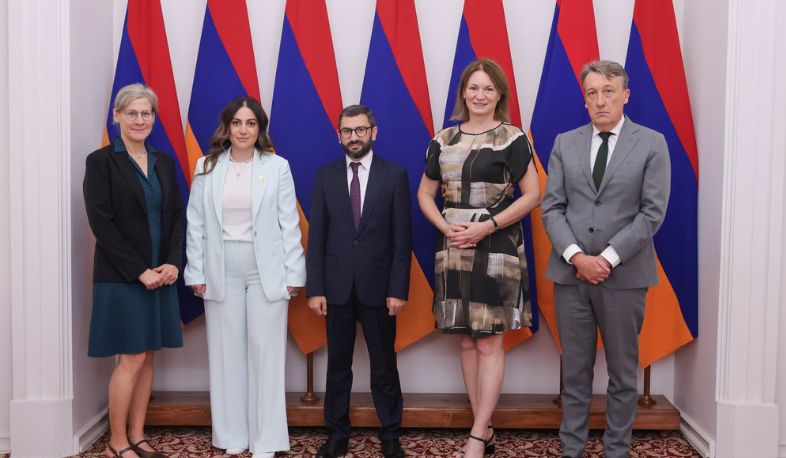 ՔՊ խմբակցության ղեկավարն ու քարտուղարը հանդիպել են Շվեդիայի, Նիդերլանդների և Բելգիայի դեսպաններին