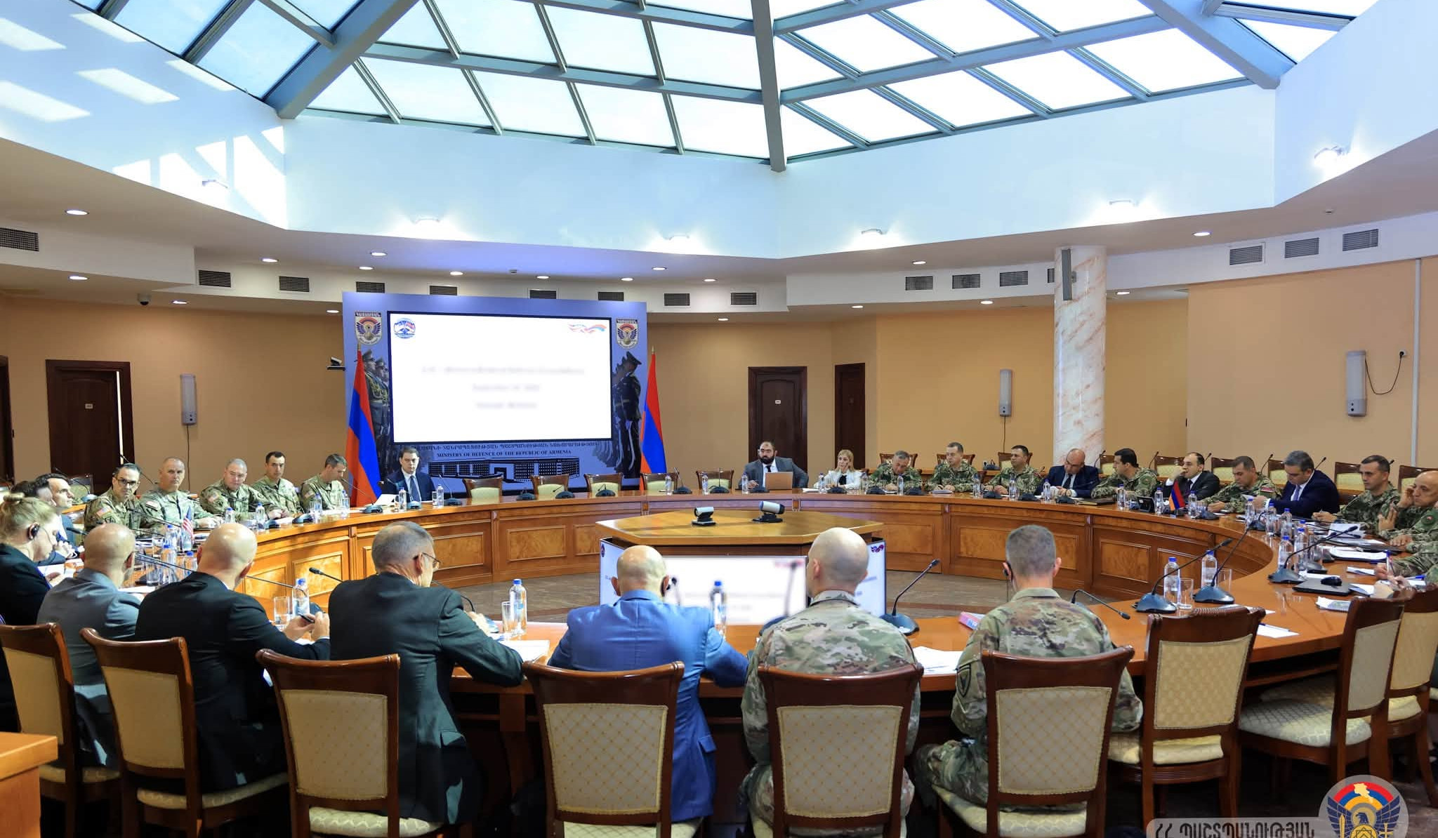 Armenia-US bilateral defense consultations held