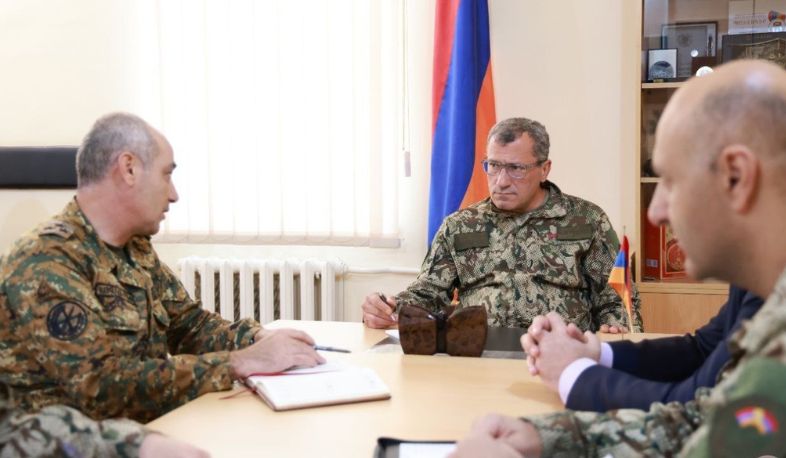 Պաշտպանության փոխնախարար Կարեն Բրուտյանն այցելել է N զորամաս