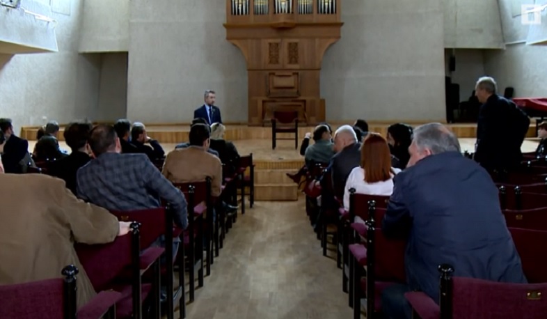 Cultural innovations in coronavirus epidemic conditions