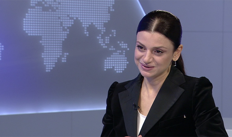 08.04.15 / Interview