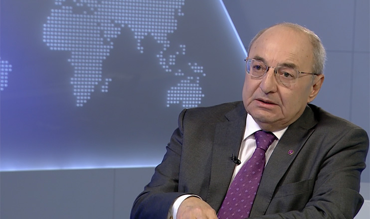 14.04.15 / Interview