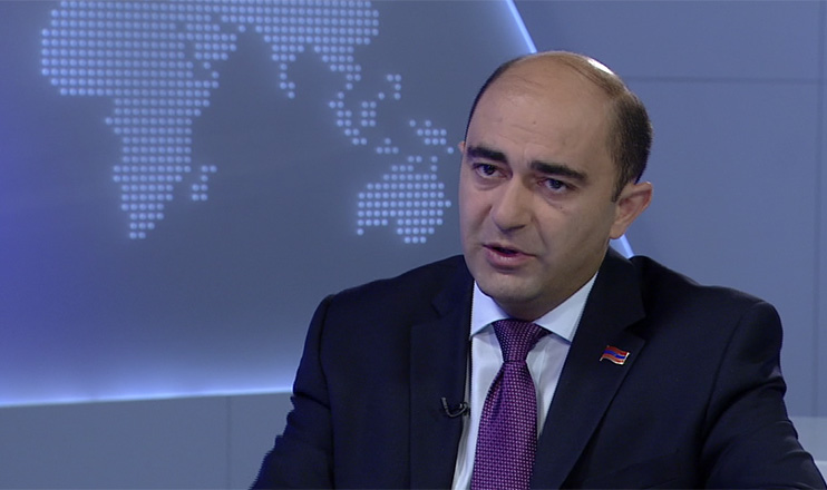 Հարցազրույց - Էդմոն Մարուքյան