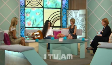 Մեր մեջ ասած - Ելենա Նիկողոսյան