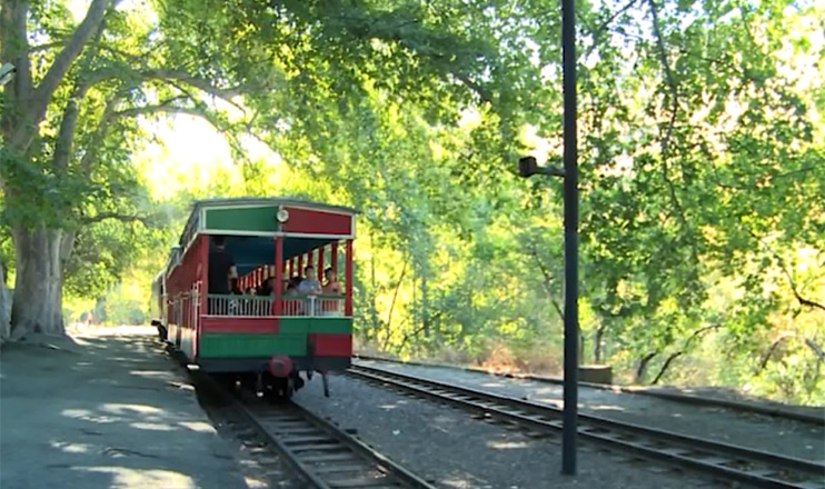 Մայրիկների ակումբ - Մանկական երկաթուղի