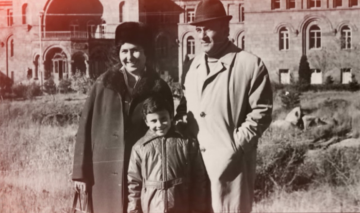 Նվիրյալները - Արթուր Ղարիբյան