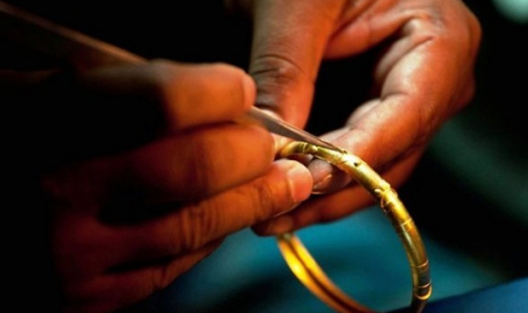 Առաջին տնտեսական