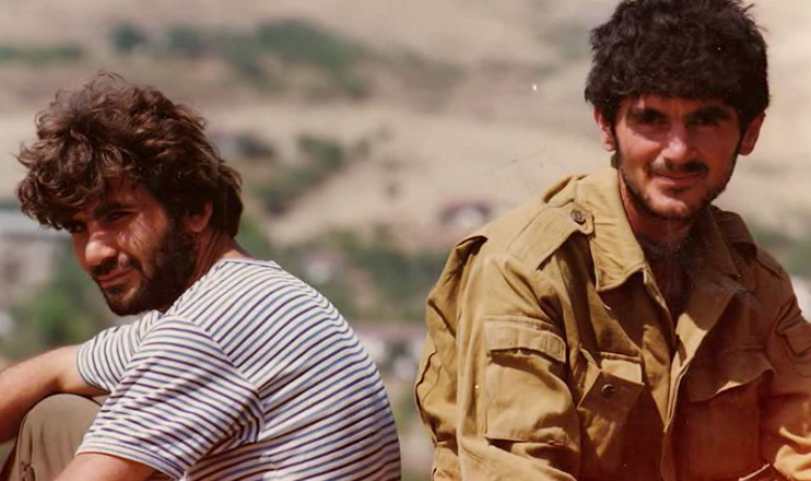 Նվիրյալները. Մերուժան Մոսիյան