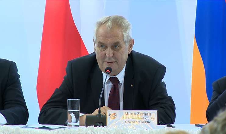 Առաջին տնտեսական