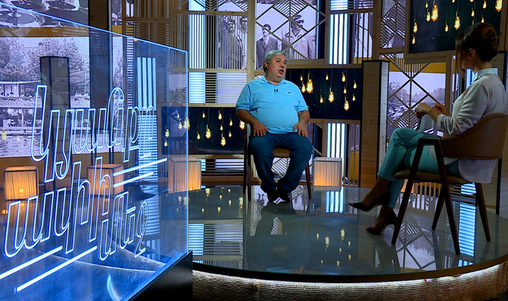 Life in The Palm - Narek Duryan