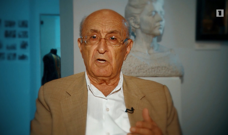 Closed Curtain. Introduction